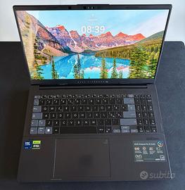 ASUS Vivobook Pro 15 OLED (N6506) con GeForce 4050