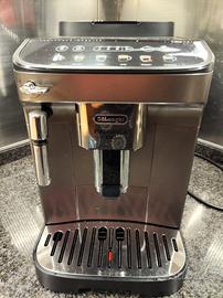 macchina caffè DeLonghi Magnifica Evo 