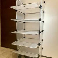 Scarpiera con ripiani trasparenti