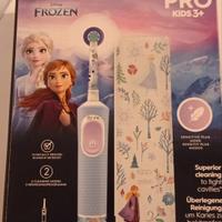 Spazzolino Oral B Frozen 