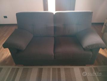 Divani 2 posti e 3 posti