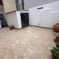 3 LOCALI A MARANO DI NAPOLI