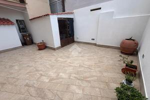 3 LOCALI A MARANO DI NAPOLI