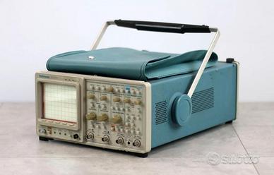 Oscilloscopio Tektronix 2430A