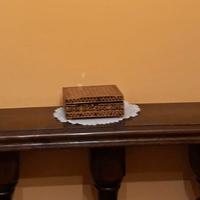 Divisorio interno in legno scuro