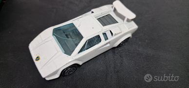 lamborghini countach