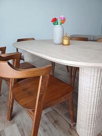 Set tavolo travertino e sedie in legno