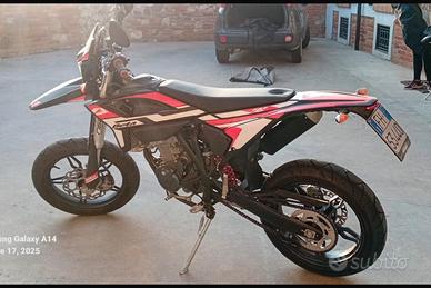 Bera rr 125 motard