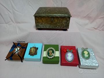 Lotto di spille Cammeo Art Dèco