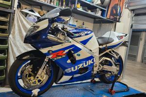 suzuki gsxr 750 2001