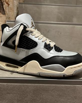 Nike Air Jordan 4 Platinum Metallic Gold n. 37,5