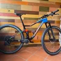 MTB FULL CARBON TAGLIA M SCUDERIA TORPADO