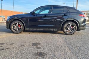 Alfa romeo stelvio rosso edizione omologata n1