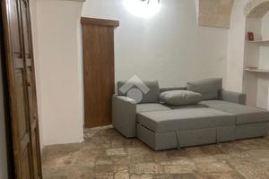 CASA SEMINDIPENDENTE A CAROVIGNO