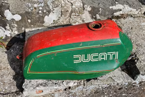serbatoio d'epoca originale Ducati