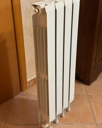 Termosifone radiatore in alluminio 4 elementi