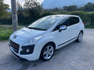 Peugeot 3008 bianco perla tetto panoramico