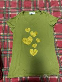 Stock 10 magliette e 5 vestiti