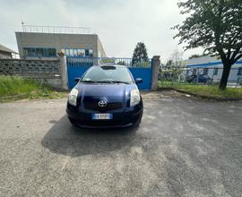 Toyota Yaris 1.0 5 porte Sol