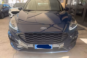 Ford Kuga 2023 2.0 120CV aut. 2WD ST-Line
