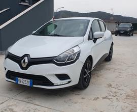 RENAULT Clio 4ª serie - 2018 KM CERTIFICATI