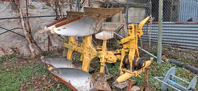 Aratro bivomere MORO