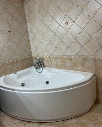 Vasca da Bagno angolare