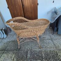 Culla vimini vintage
