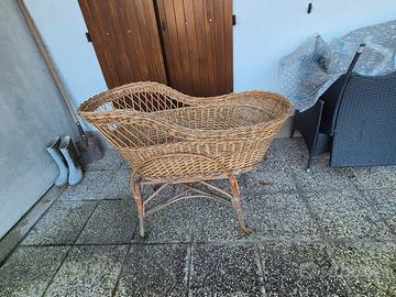 Culla vimini vintage