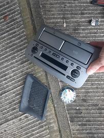radio alfa romeo gt con cassetti sottostanti