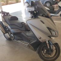 T-Max 530cc anno 2016 km 23600