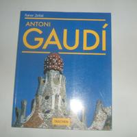 LIBRO ARCHITETTURA ANTONI GAUDI' TASCHEN