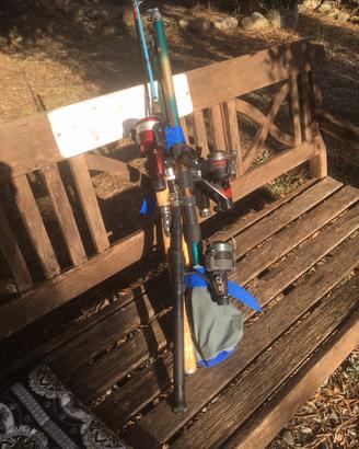 Canne da pesca con mulinelli