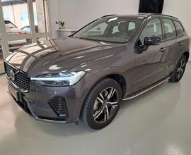Volvo XC60 2.0 b4 Plus Dark R-Design awd auto