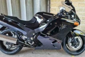 Kawasaki ZZR 1100