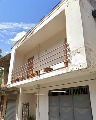 Casa singola con terreno