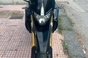 Aprilia Dorsoduro 750 black edizion