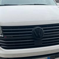 Mascherone con presa 230 VW T6.1 egrille
