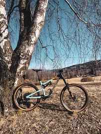 Rocky Mountain  Altitude enduro