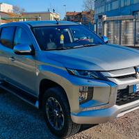 Mitsubishi L200 2.3 D Club Cab 4x4 Super Select In