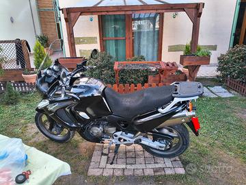 Honda Varadero 1000 cc.