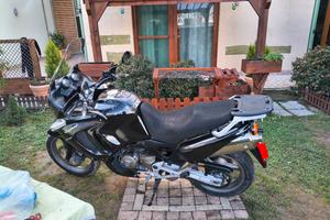 Honda Varadero 1000 cc.