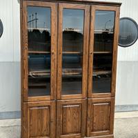 Credenza - vetrina - cristalliera in legno
