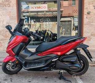 Honda Forza 300 INTERAMENTE FINANZIABILE CON MINI 
