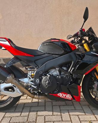 Aprilia Tuono V4 Factory SBK 09 Edition