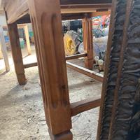 tavolo in noce nazionale massiccio. 