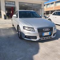 AUDI A4 AVAN