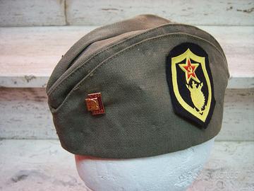 cappelli militari russi esercito marina e talebano