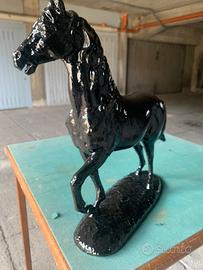 Cavallo in ceramica nero Altezza 53 larghezza 36