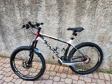 MTB Focus Raven 26" M in carbonio – anno 2019